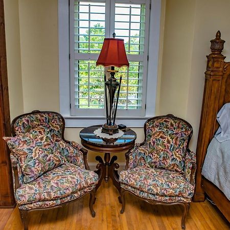 ホテルChimney Rock Manor エクステリア 写真